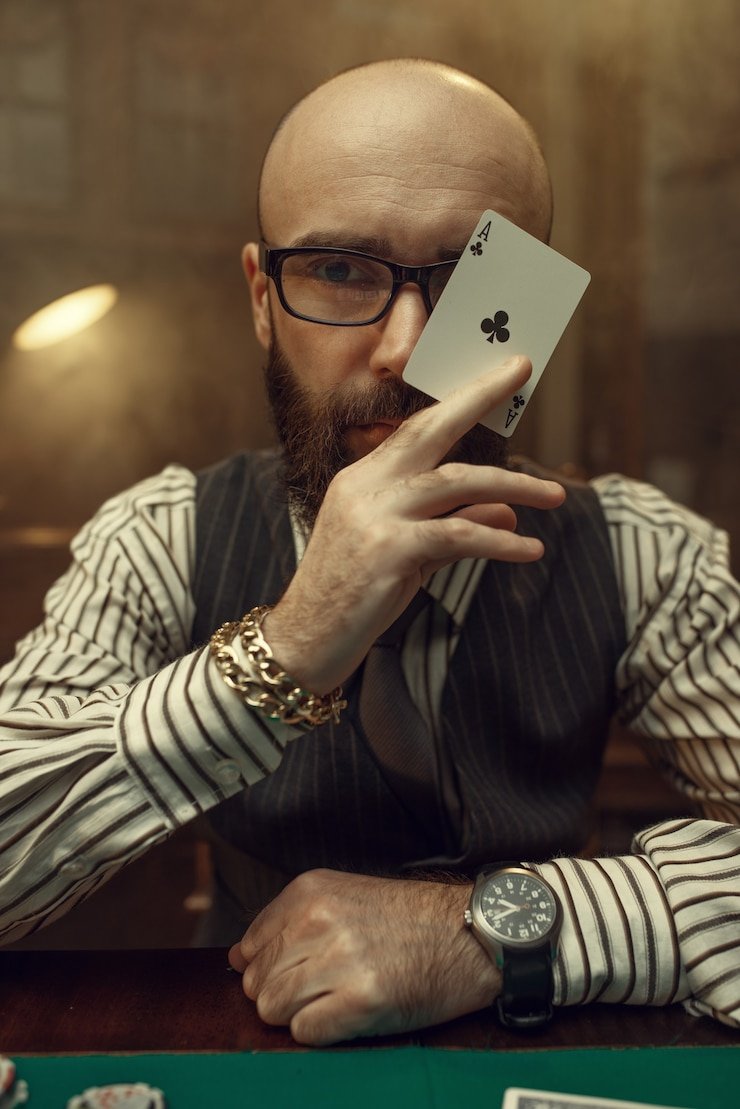 Pengguna mengakses platform apuestas sports melalui smartphone dengan antarmuka mudah dipahami